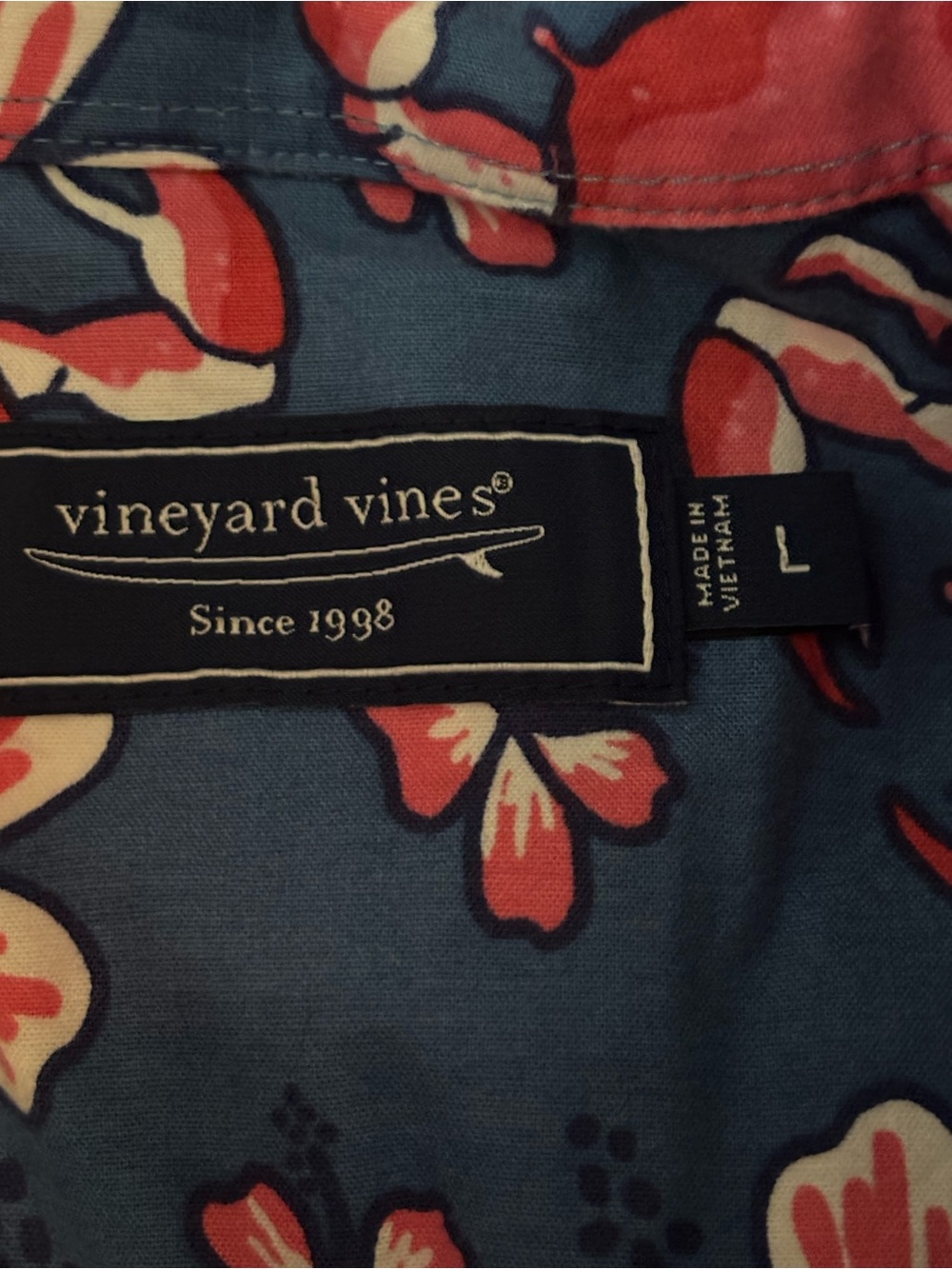 Vineyard Vines Blue Short-Sleeve Button-Up with Pink Crab & Floral Print - Picture 3 of 3